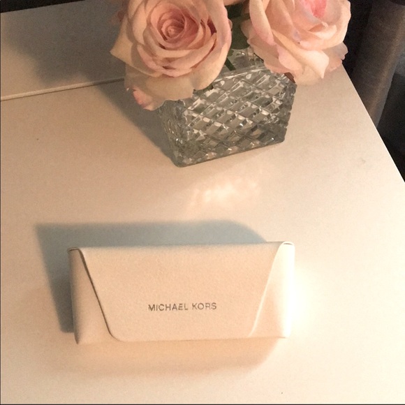 Michael Kors Glasses Case